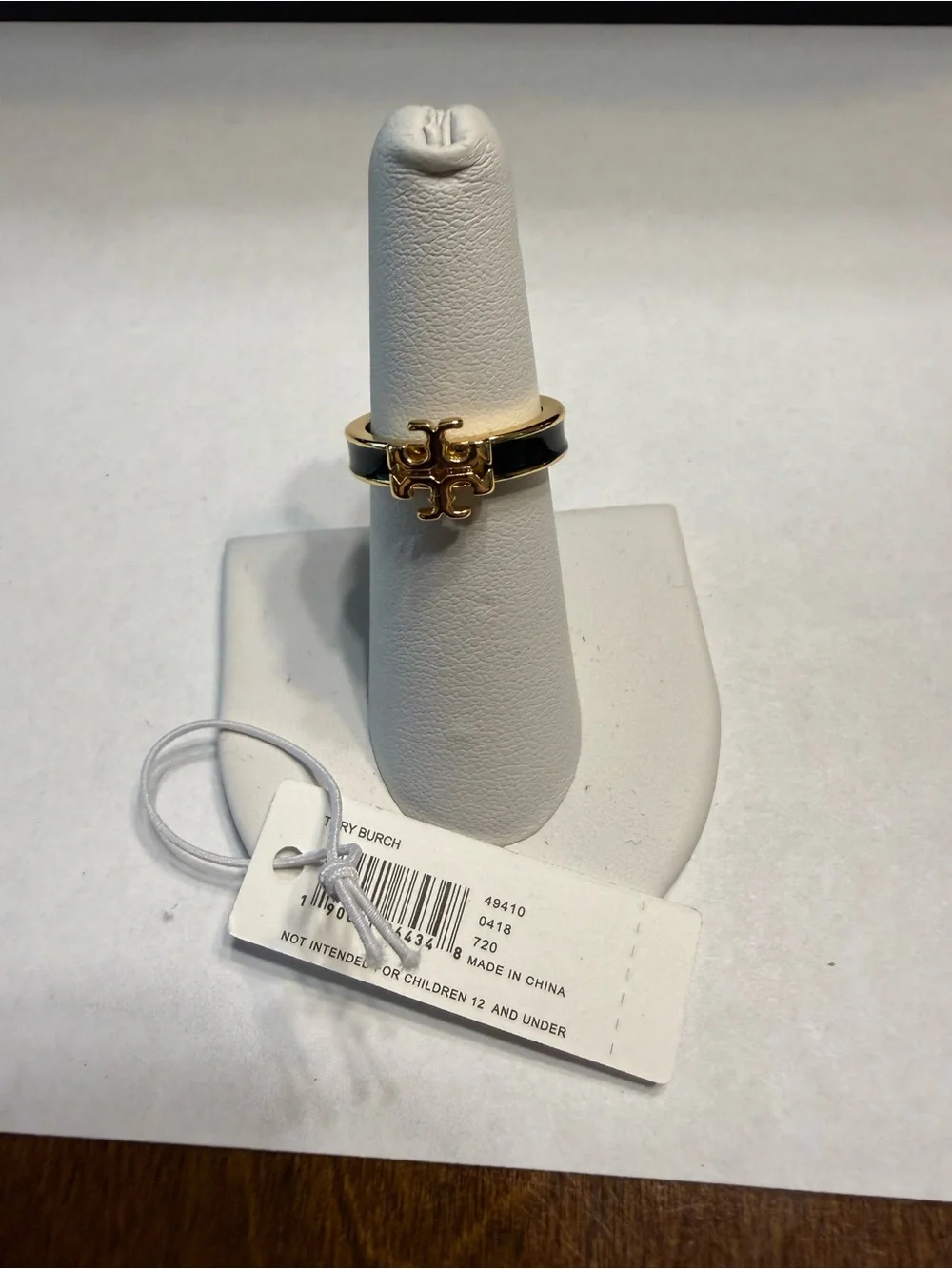 Auth NEW Tory Burch Kira Gold & Black Enamel Ring Sz 6 Retails $136 Jewelry